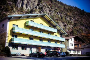 Отель Gasthof Schaber  Петтнау